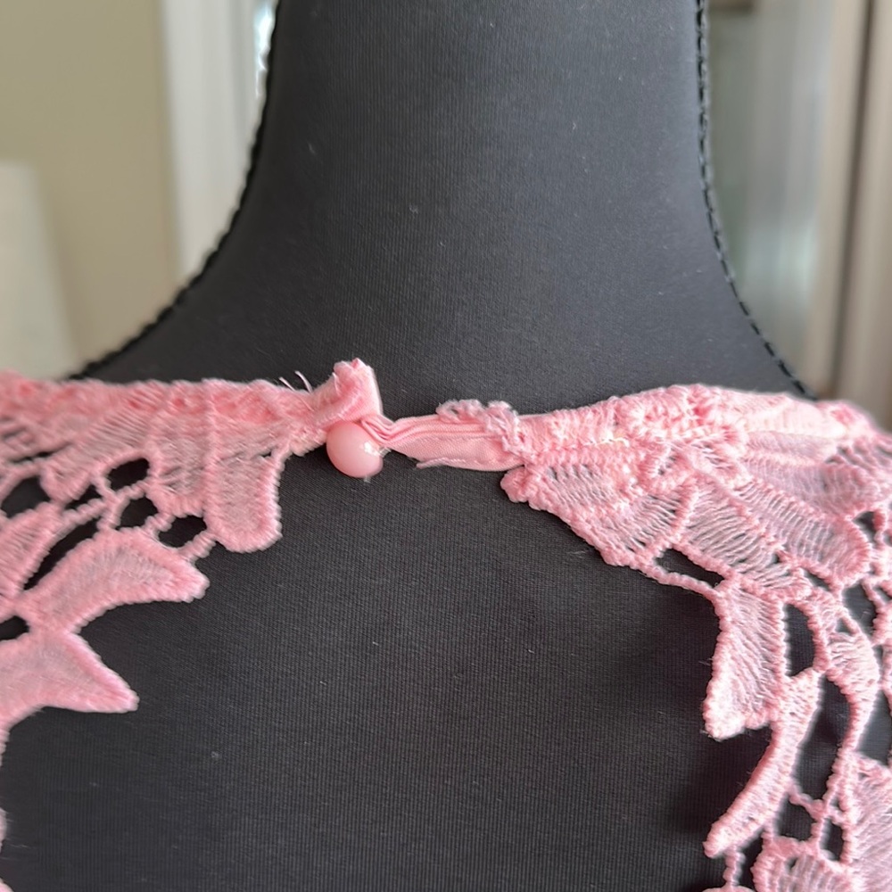 Pink Lace Open Back Dress - Picture 3 of 5